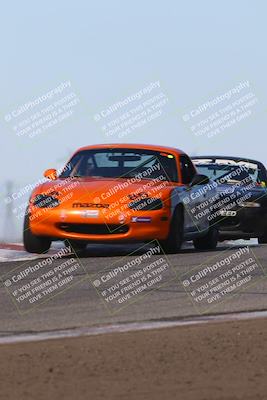 media/Oct-26-2025-CalClub SCCA (Sun) [[8ce1e69566]]/Group 5/Grapevine/